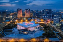 中國“激光之城”巡禮 | 無錫：打造“太湖光谷”