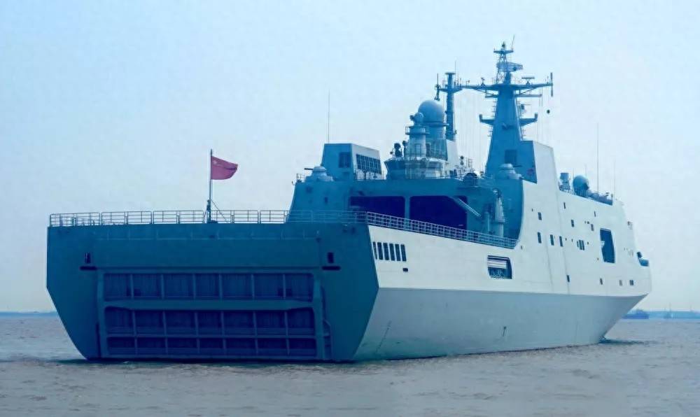 中國海軍新型艦載激光武器登場，發(fā)射功率影響用途的廣泛性