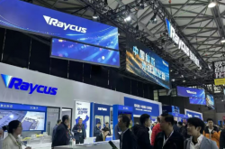 破界敢為·向新而行！銳科激光2026新品發(fā)布會(huì)燃爆光博會(huì)