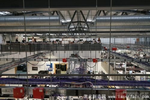 一探Vertu總部究竟：最奢侈的手機(jī)是怎么造出來的？