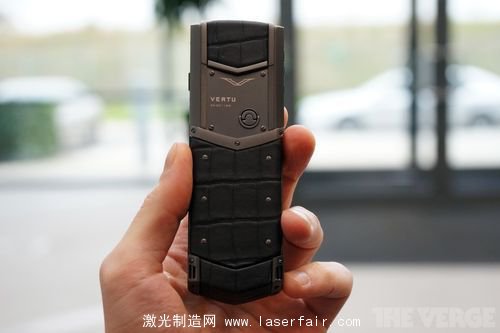 一探Vertu總部究竟：最奢侈的手機(jī)是怎么造出來的？